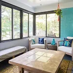 Boho By The Water! 1750sqft - Fishing & Sleeps 10! Charlotte