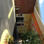 Super 8 By Wyndham Charlotte University