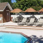 Hotel Surestay By Western Executive Park Charlotte