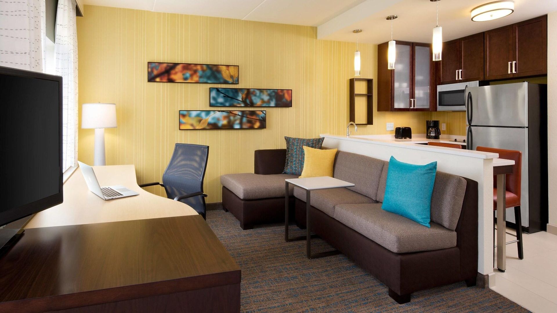 Hotel By Marriott Northlake Charlotte
