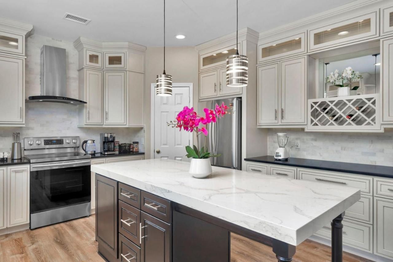 Spectacular 5br-family With Pool & Amenities *