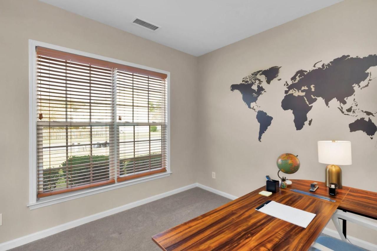 Spectacular 5br-family With Pool & Amenities Holiday home Charlotte