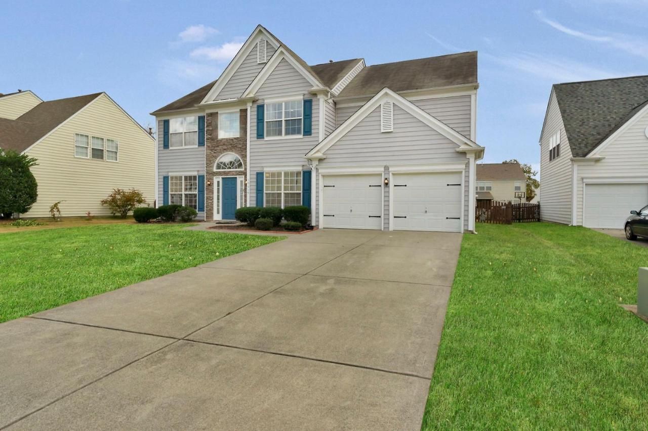 Holiday home Spectacular 5br-family With Pool & Amenities *
