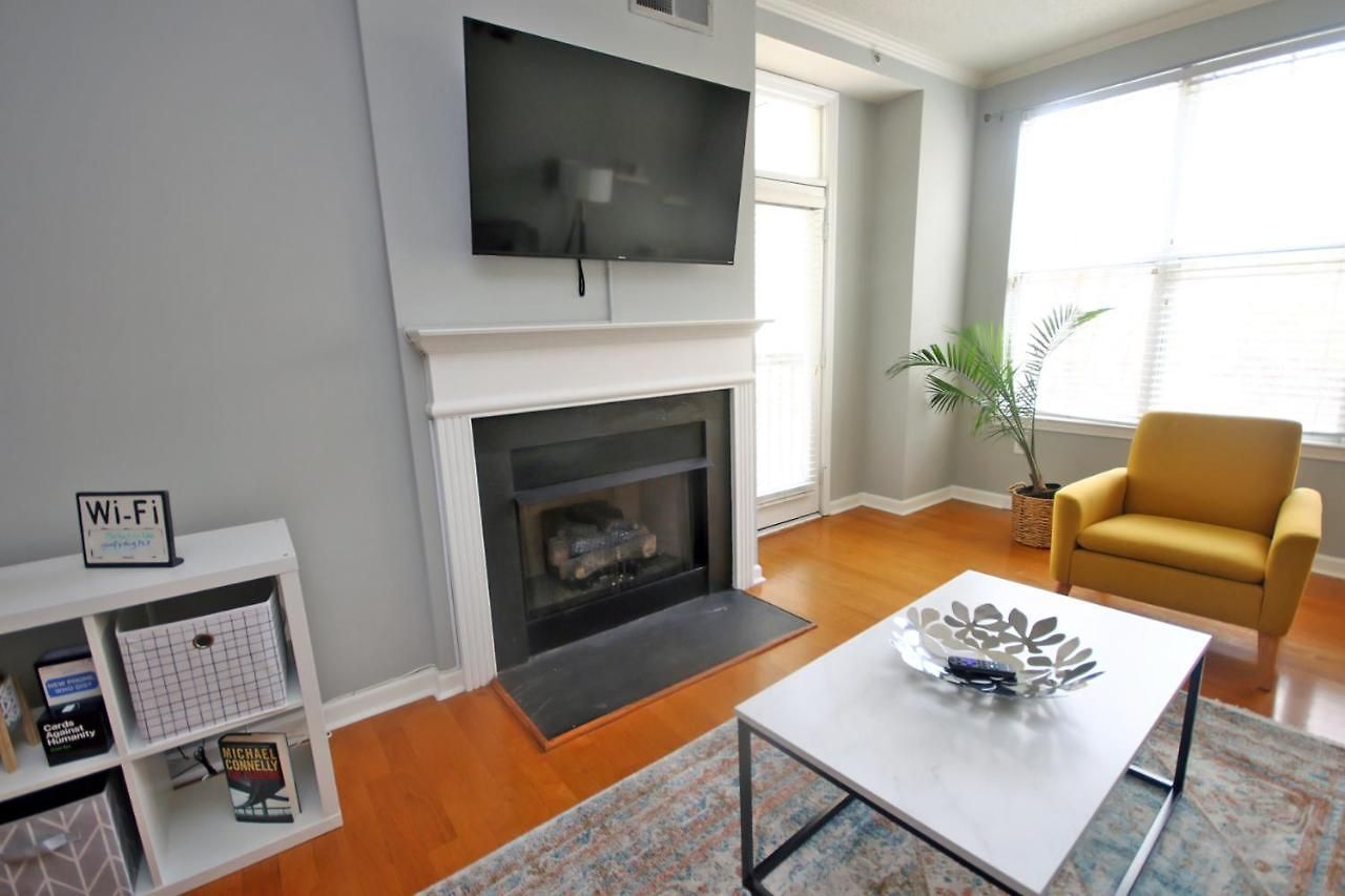 2br Uptown Park View With Free Parking *