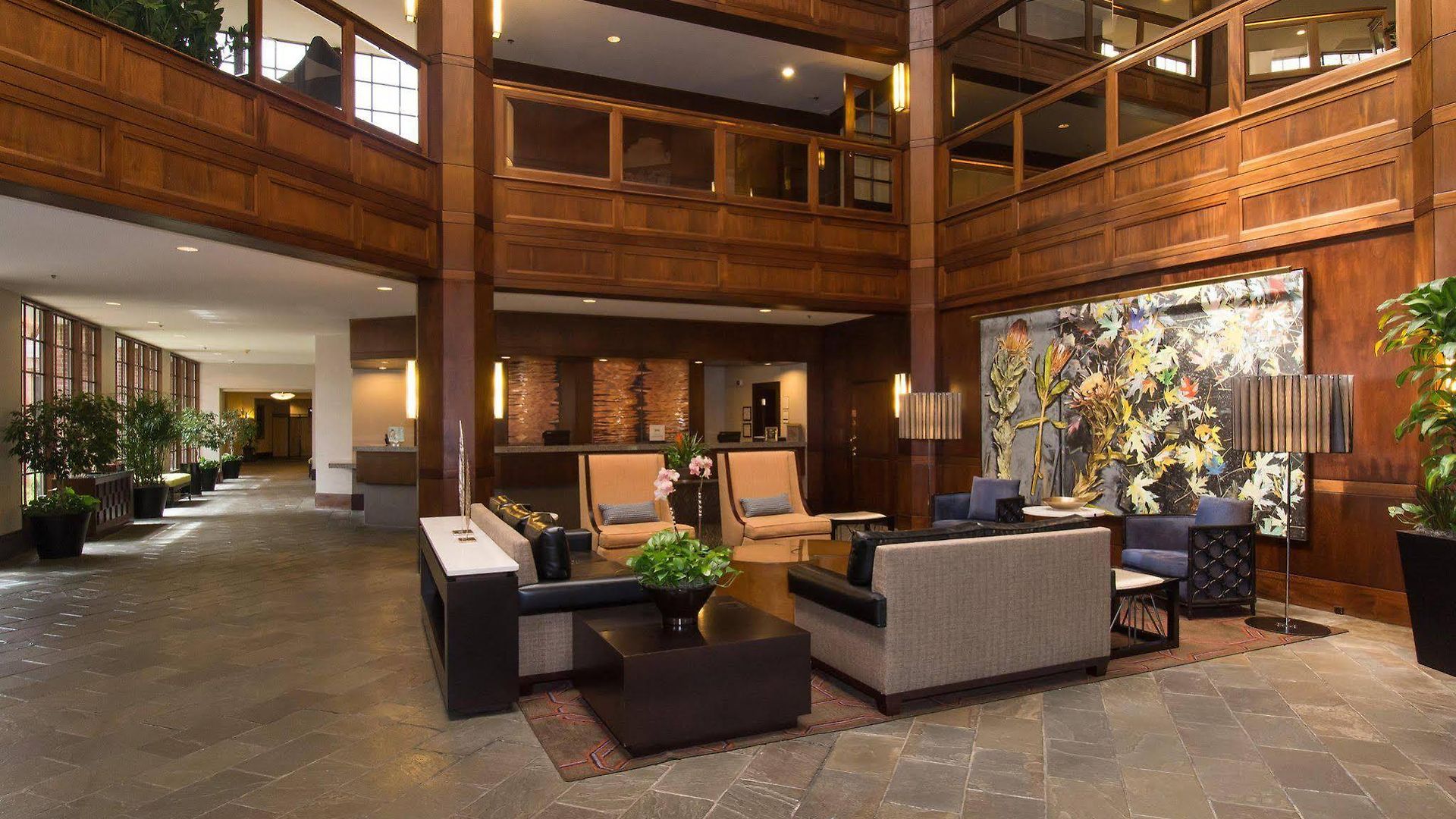 Doubletree By Hilton Charlotte/southpark Hotel