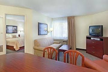 Mainstay - Executive Park Hotel Charlotte