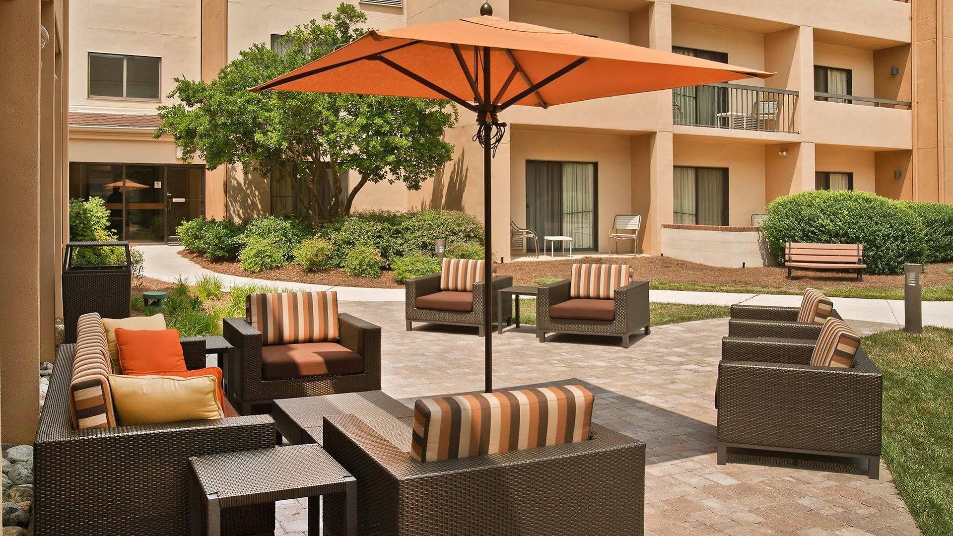 Courtyard Southpark