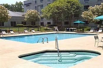 Hotel Towneplace By Marriott Loso Airport 3*
