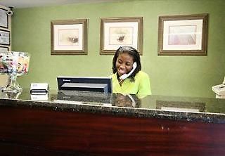 Hotel Fairfield & Arrowood Charlotte