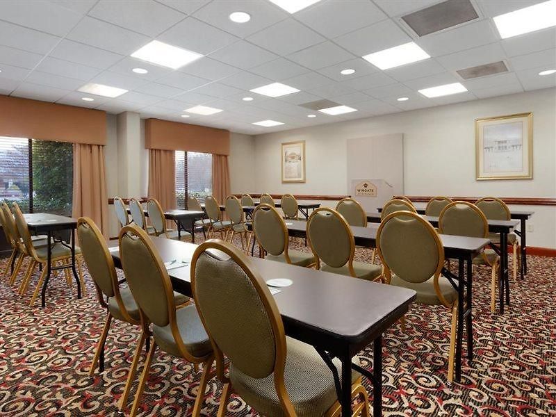 Spark By Hilton Tyvola I-77 Hotel Charlotte