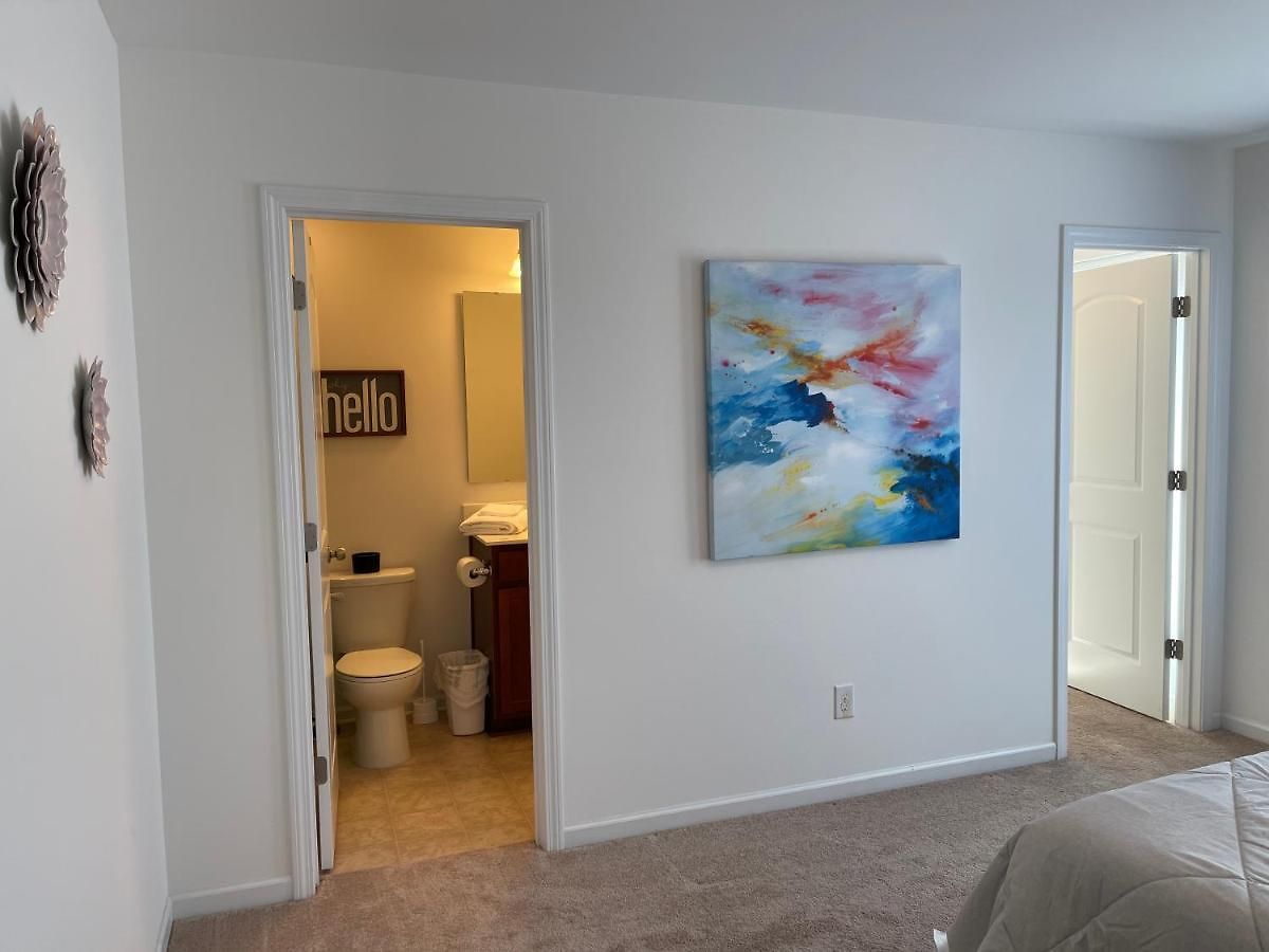 Spacious & Family Friendly 3br | 10 Min To Uptown *