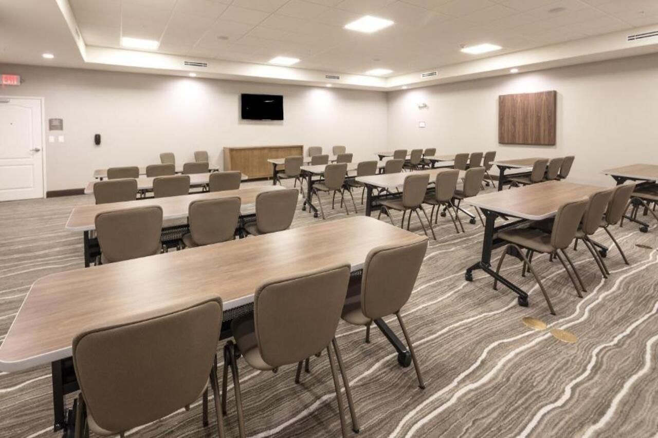 Staybridge Arpt Area - Tyvola By Ihg Hotel 3*