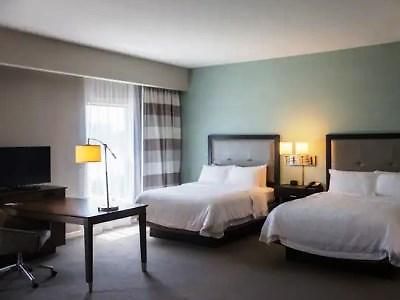 Hampton & Charlotte/ballantyne, Nc Hotel