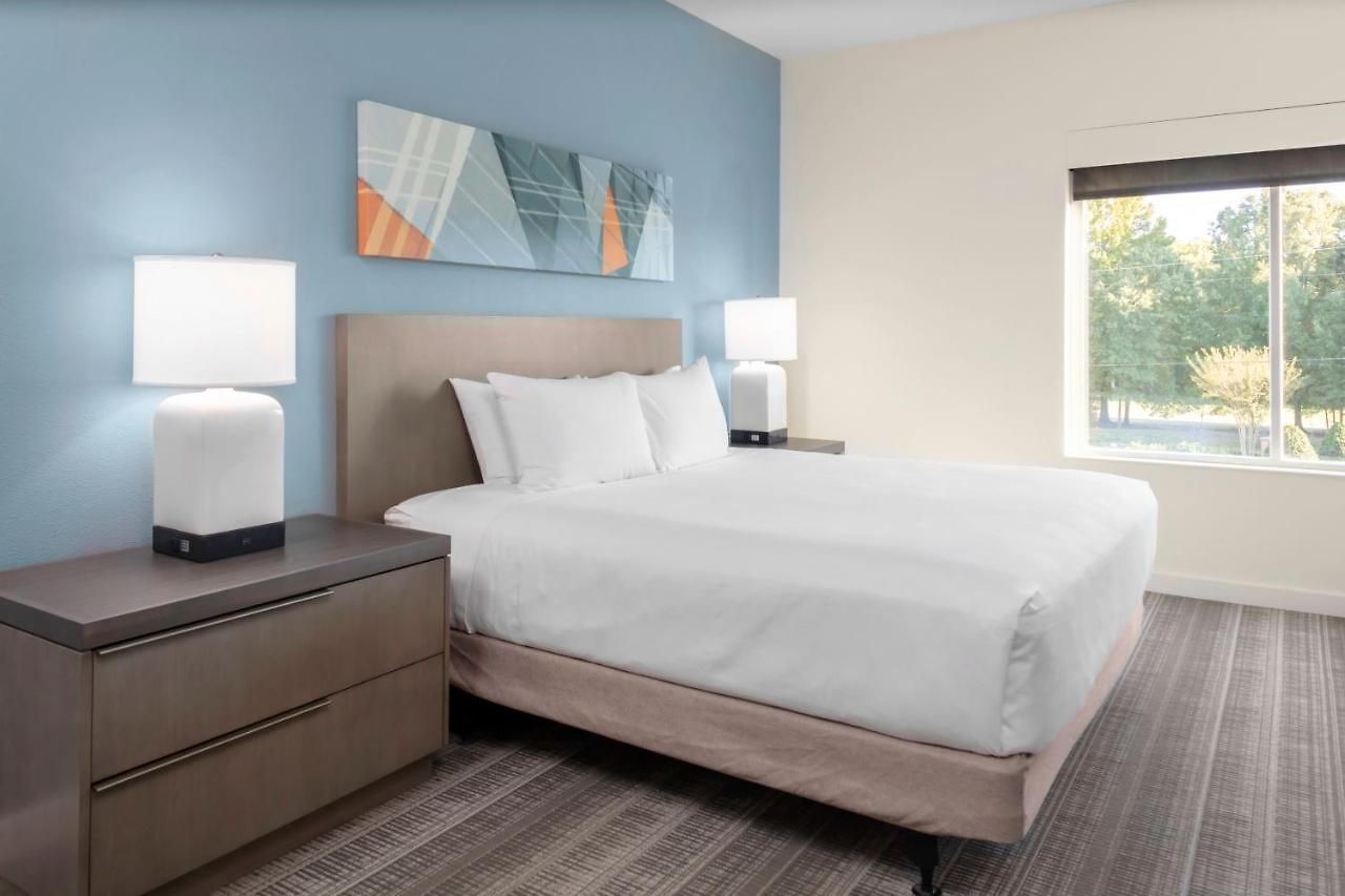 Hyatt House Rea Farms Hotel 3*