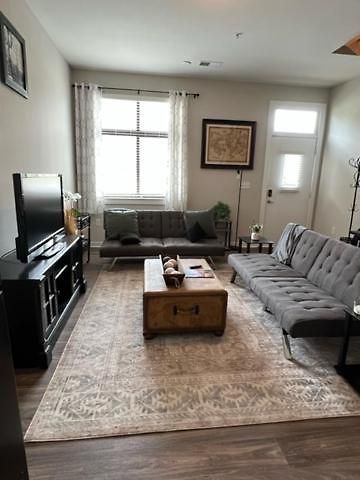Uptown Townhouse -wifi-10 Min Walk To Spectrum Center Apartment Charlotte