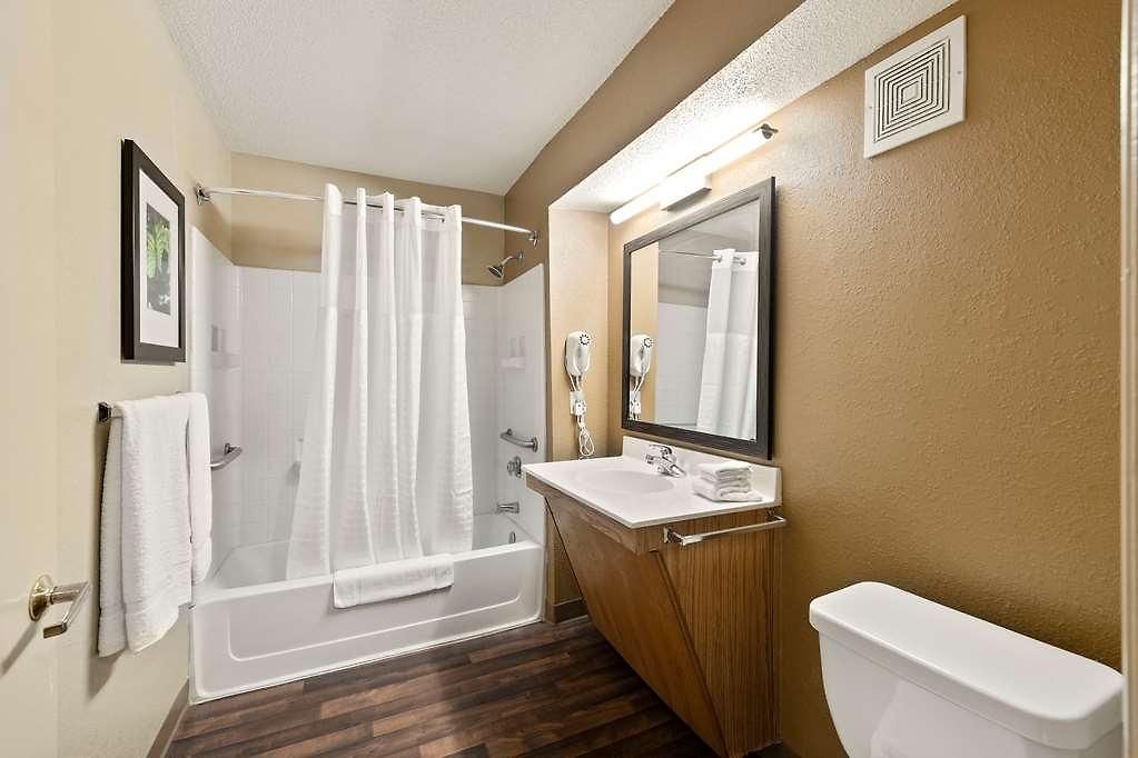 Hotel 6 Charlotte, Nc - Tyvola Rd Executive Park
