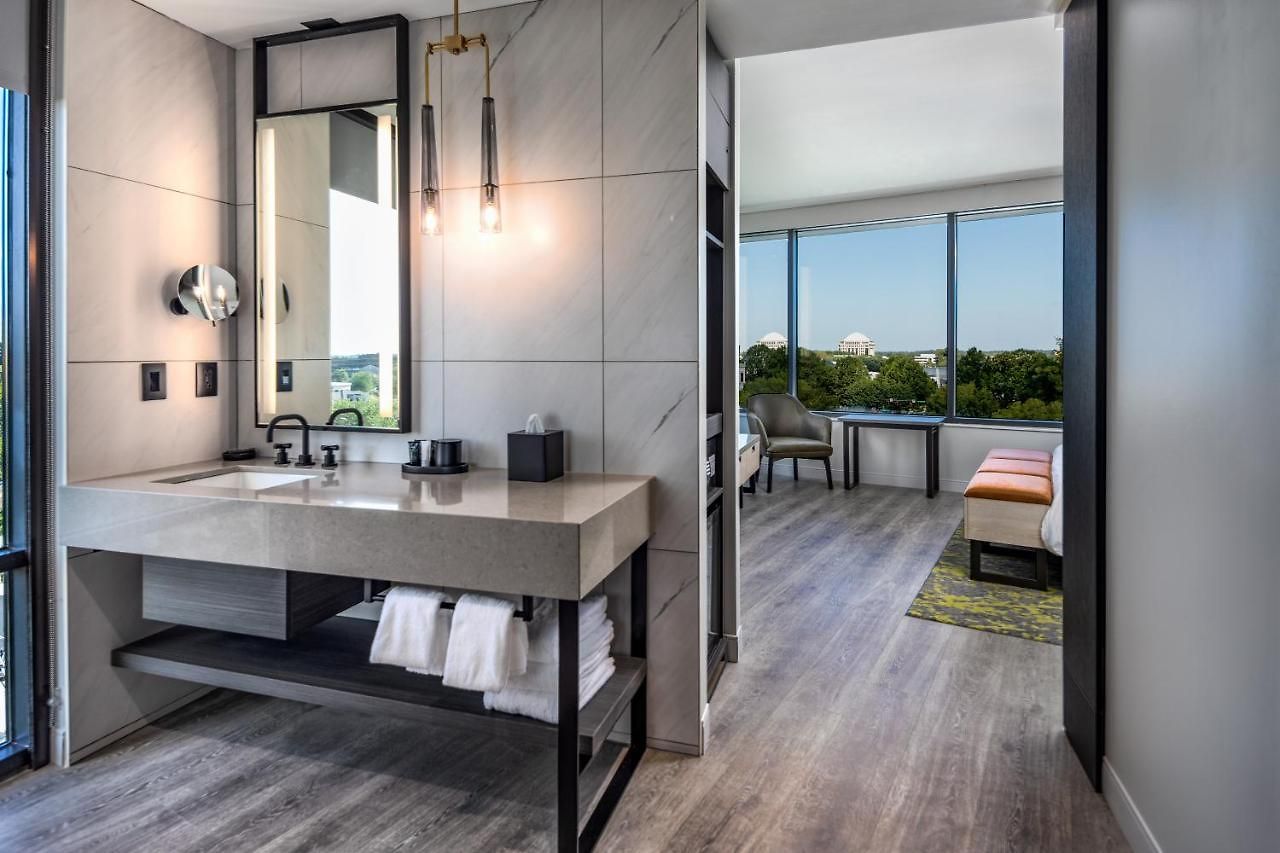 Hyatt Centric Southpark 4*