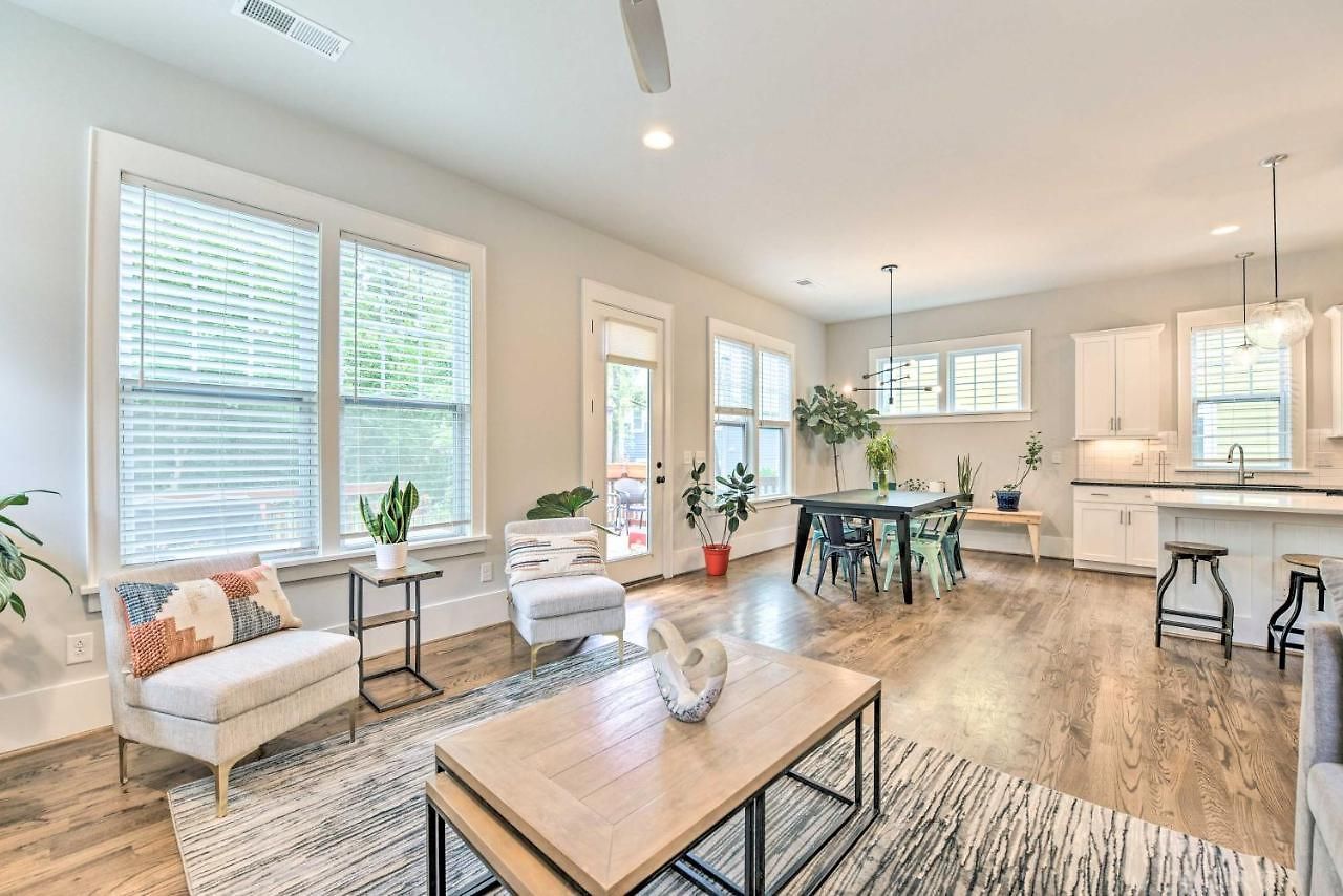 Holiday home Modern ~ 4 Mi To Downtown!