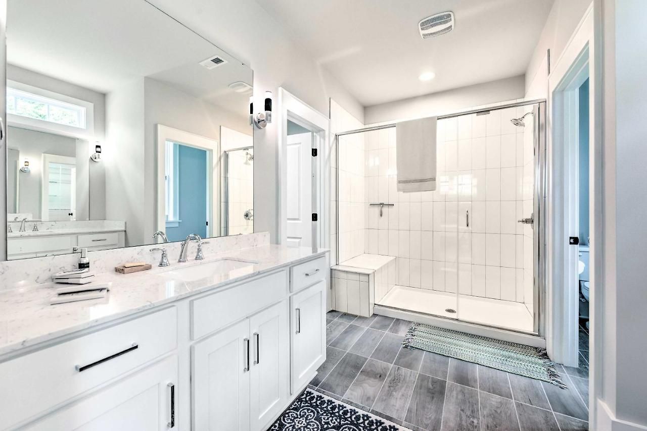 Modern ~ 4 Mi To Downtown! Charlotte