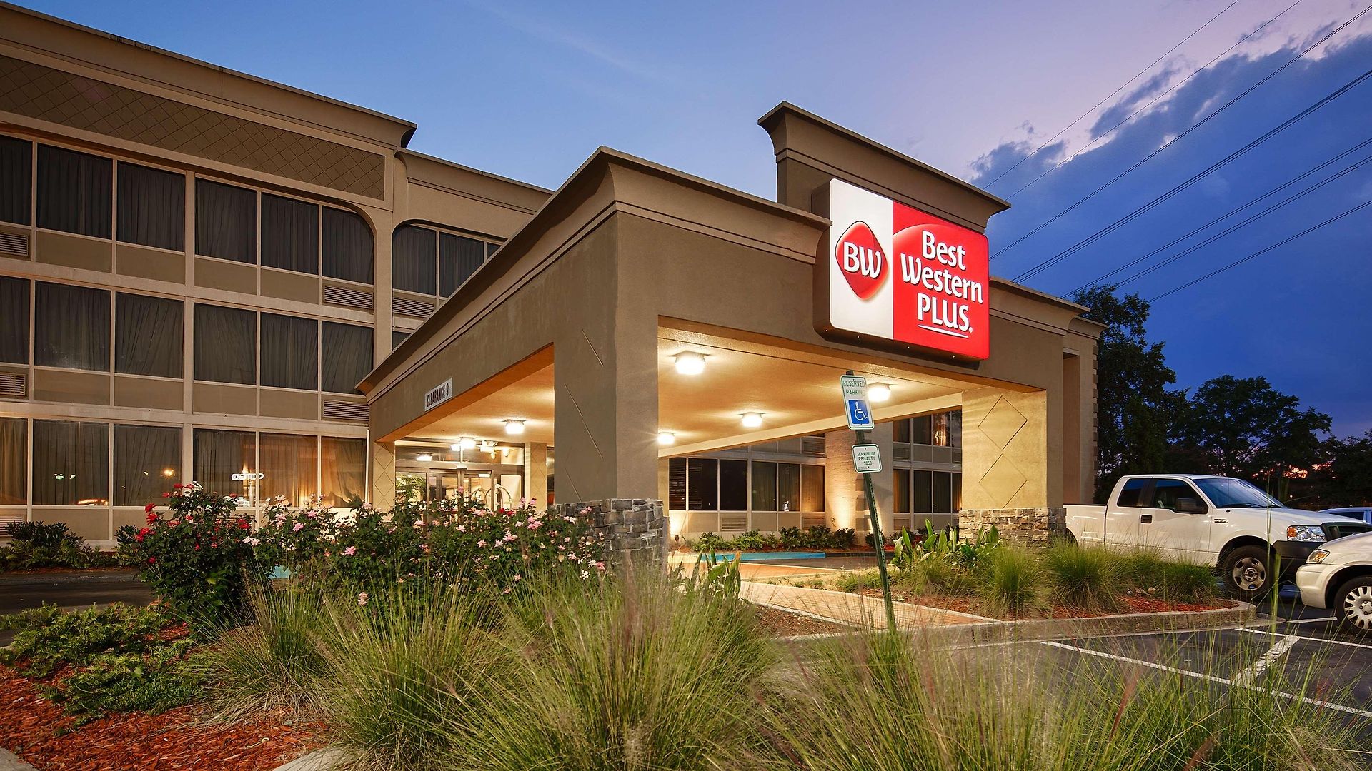 Express By Marriott South End Hotel 3*