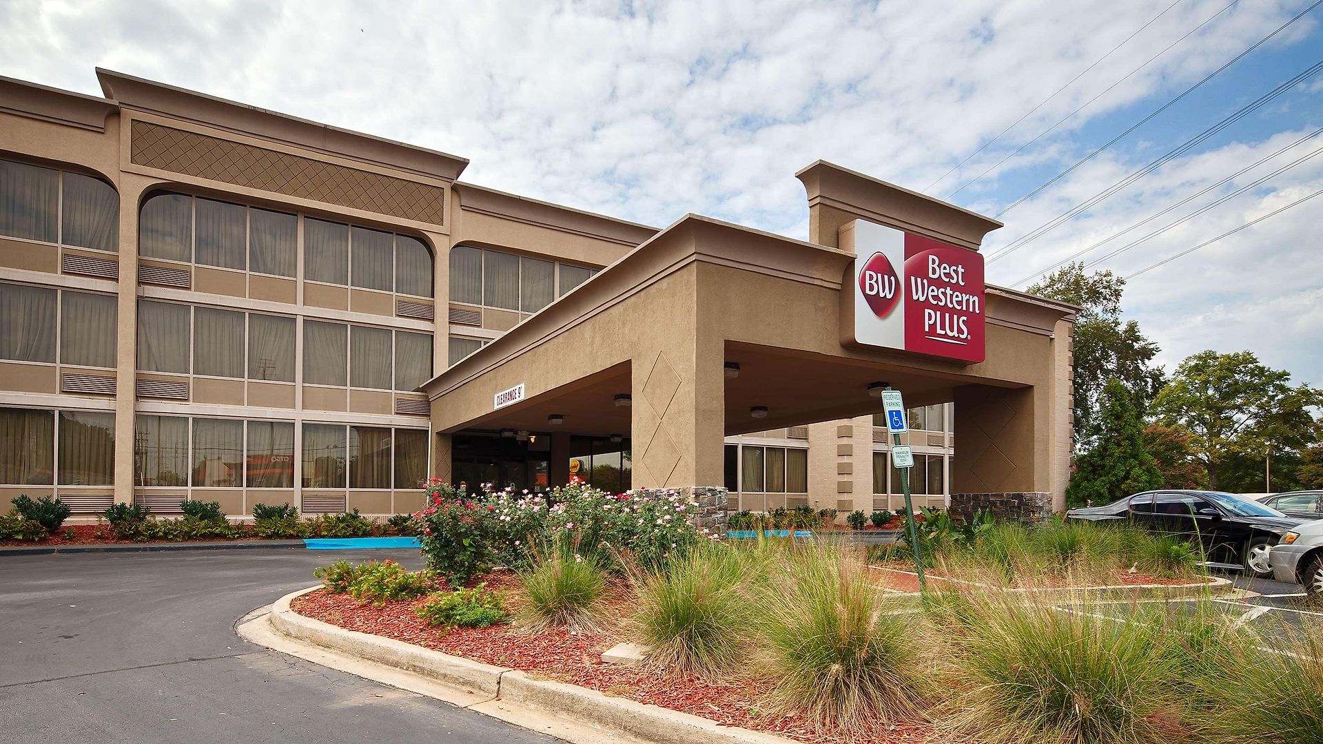 Express By Marriott South End Hotel 3*