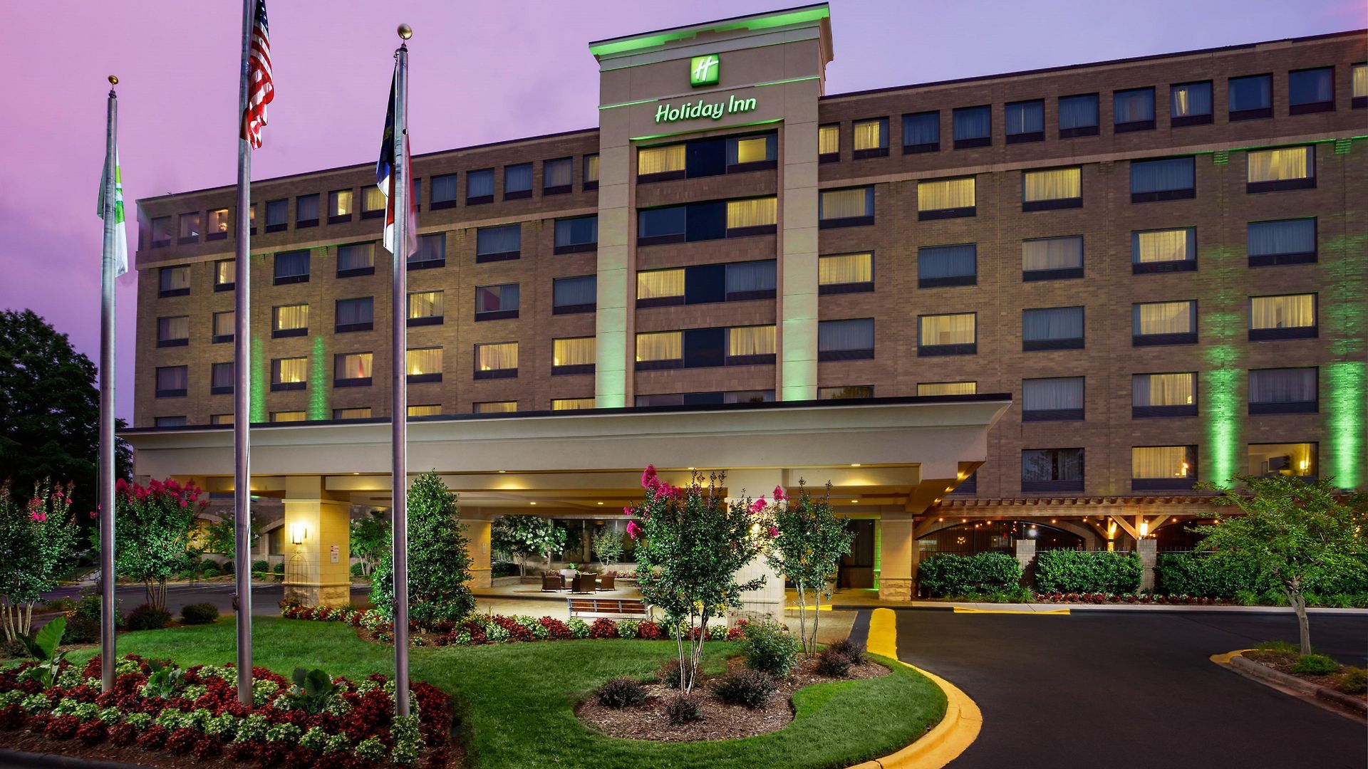 Hilton Garden Uptown