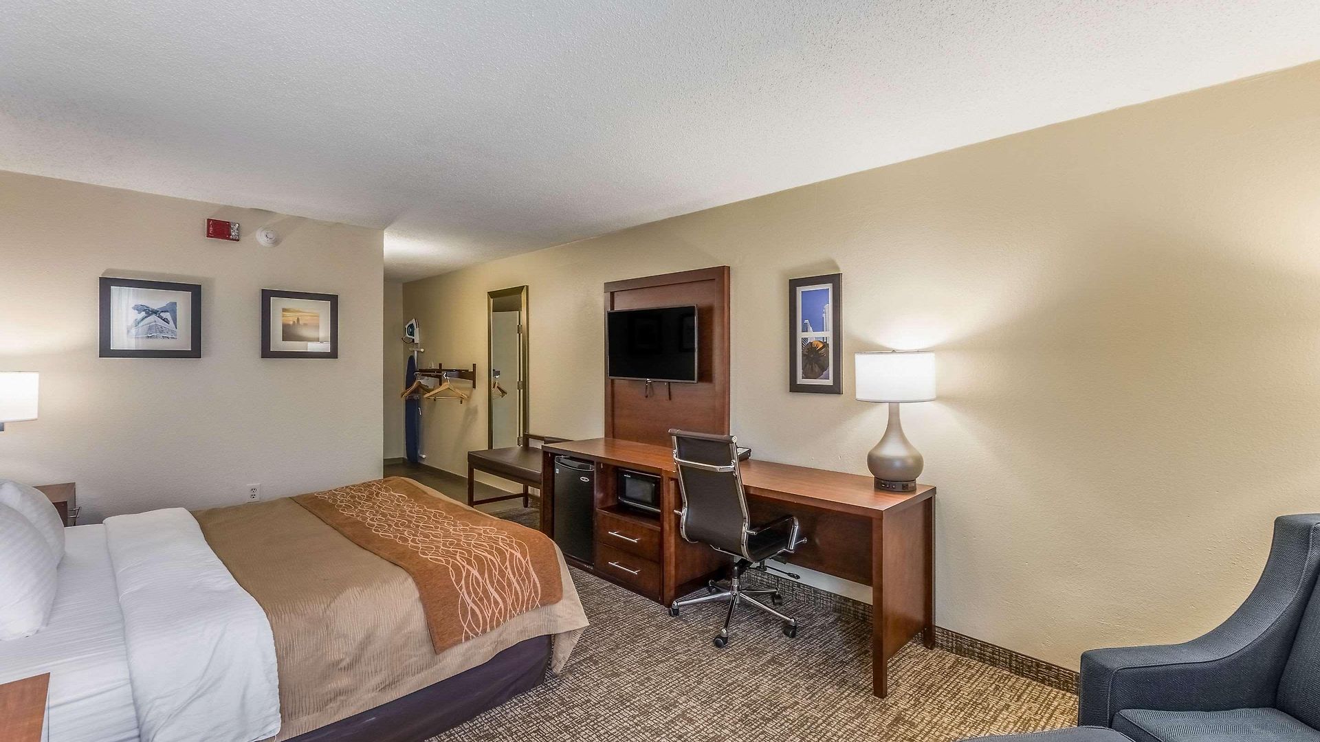 Inn Comfort Airport Uptown