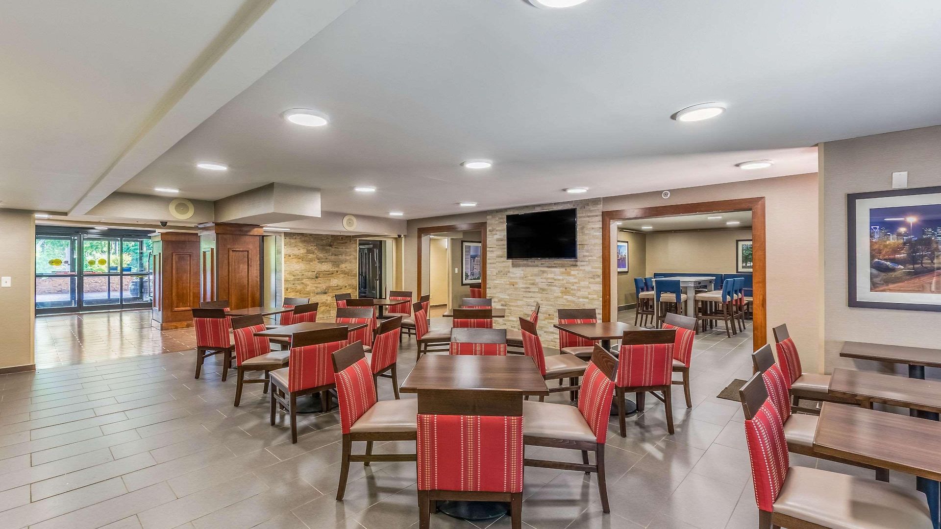 Comfort Airport Uptown Inn