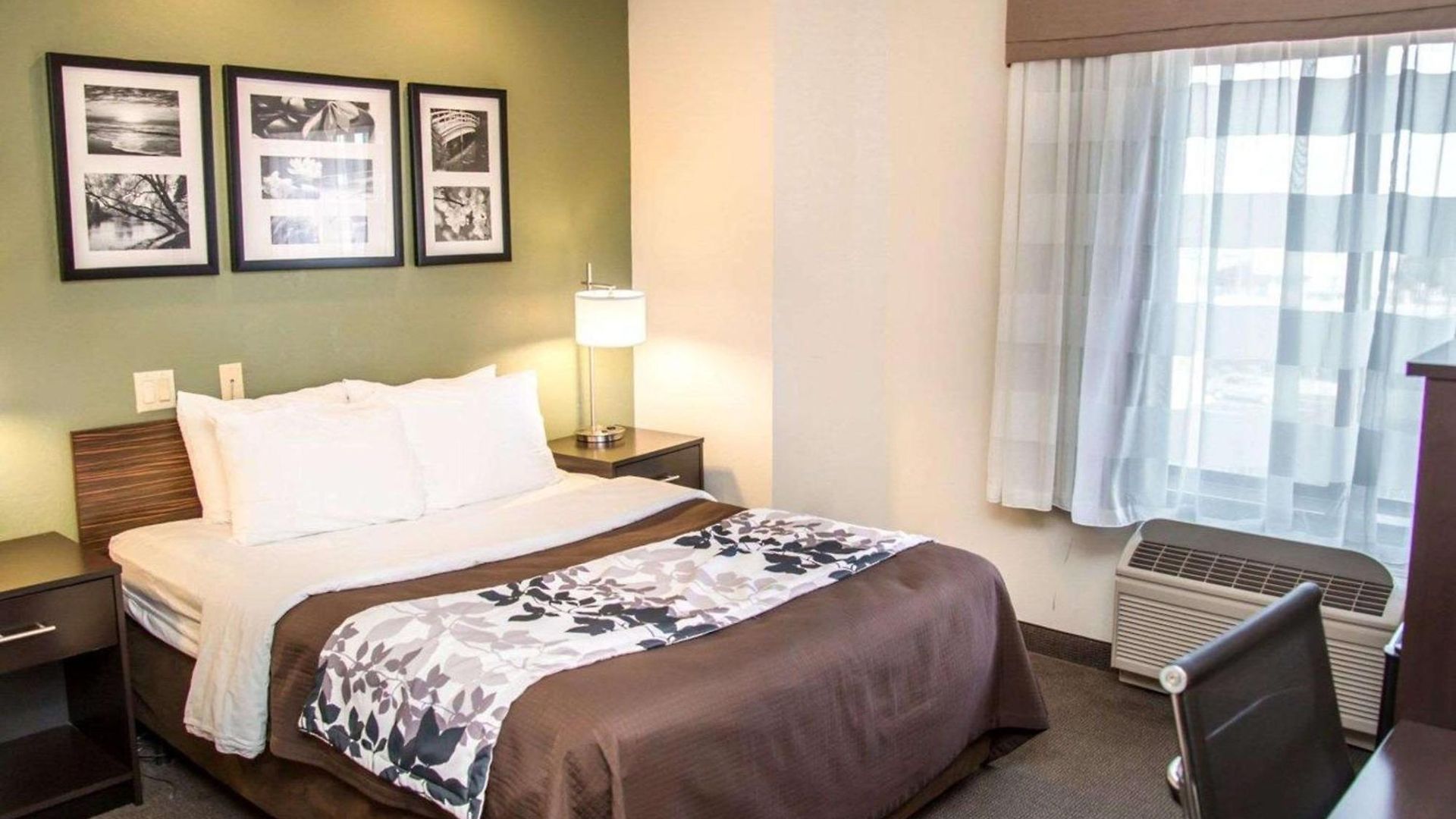 Sleep Place Inn 4*