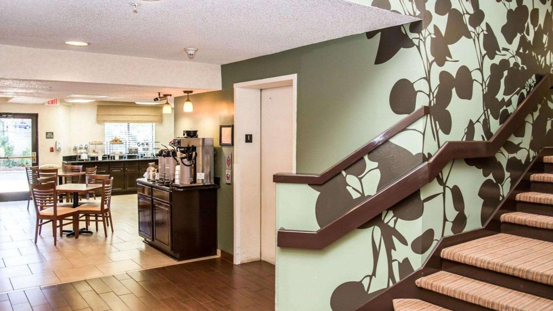 Sleep Place Inn 4*