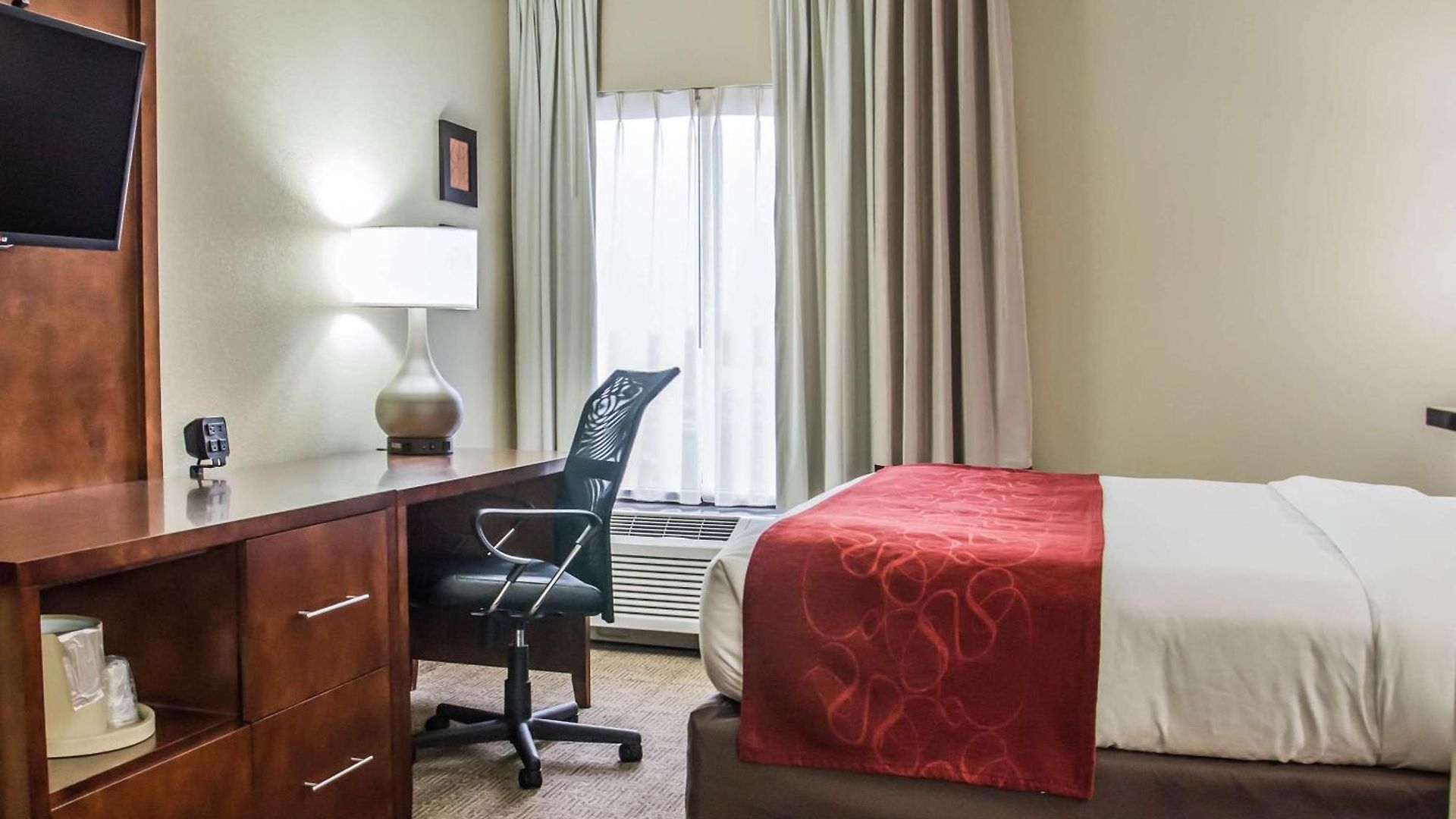 Comfort - Research Park Hotel