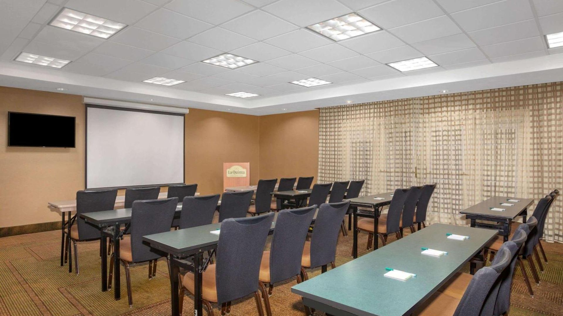 La Quinta By Wyndham Airport South 3*