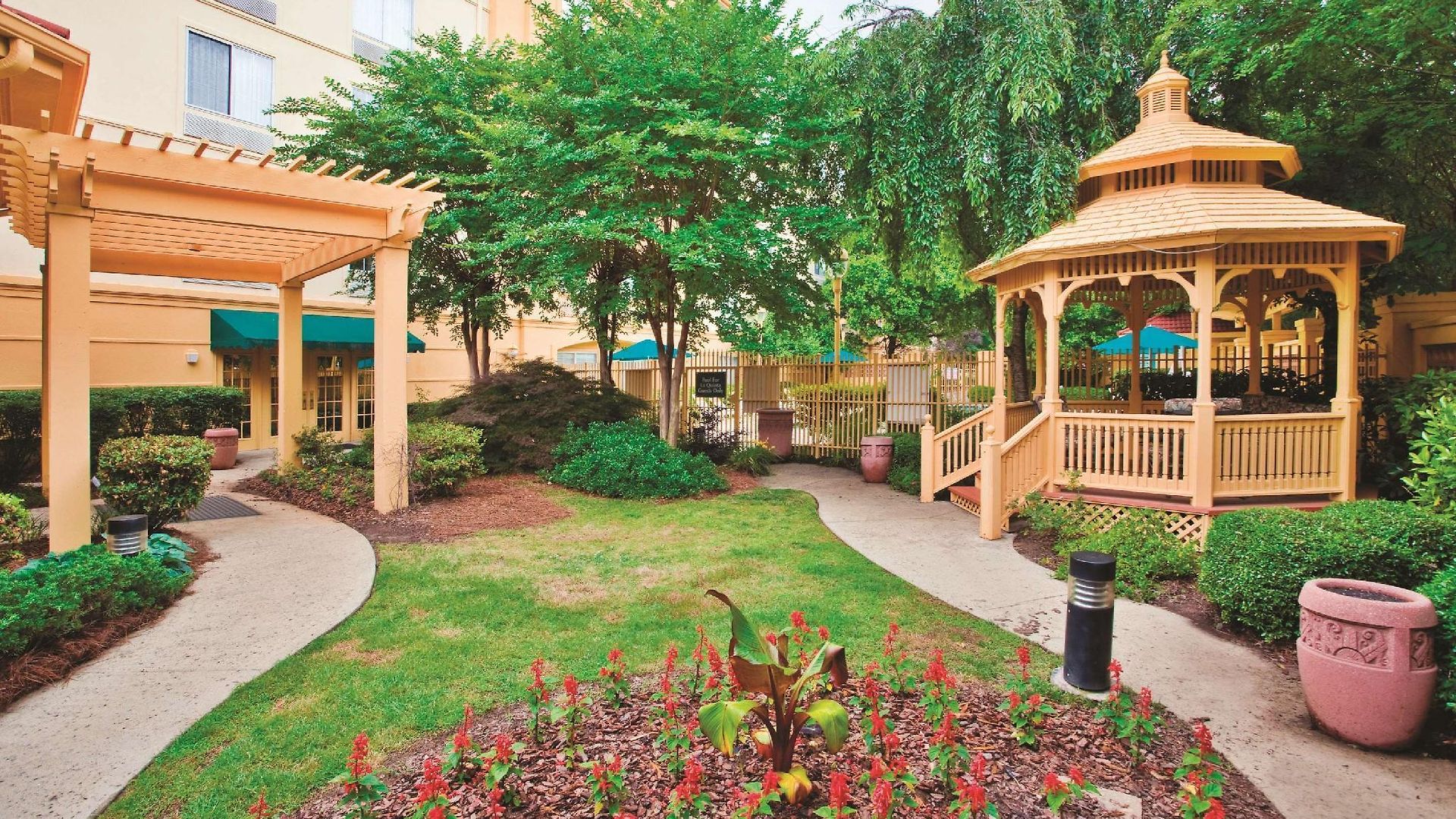 Hotel La Quinta By Wyndham Airport South