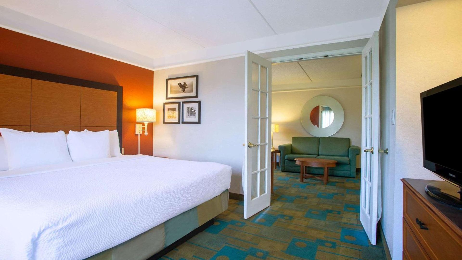 Hotel La Quinta By Wyndham Airport South 3*