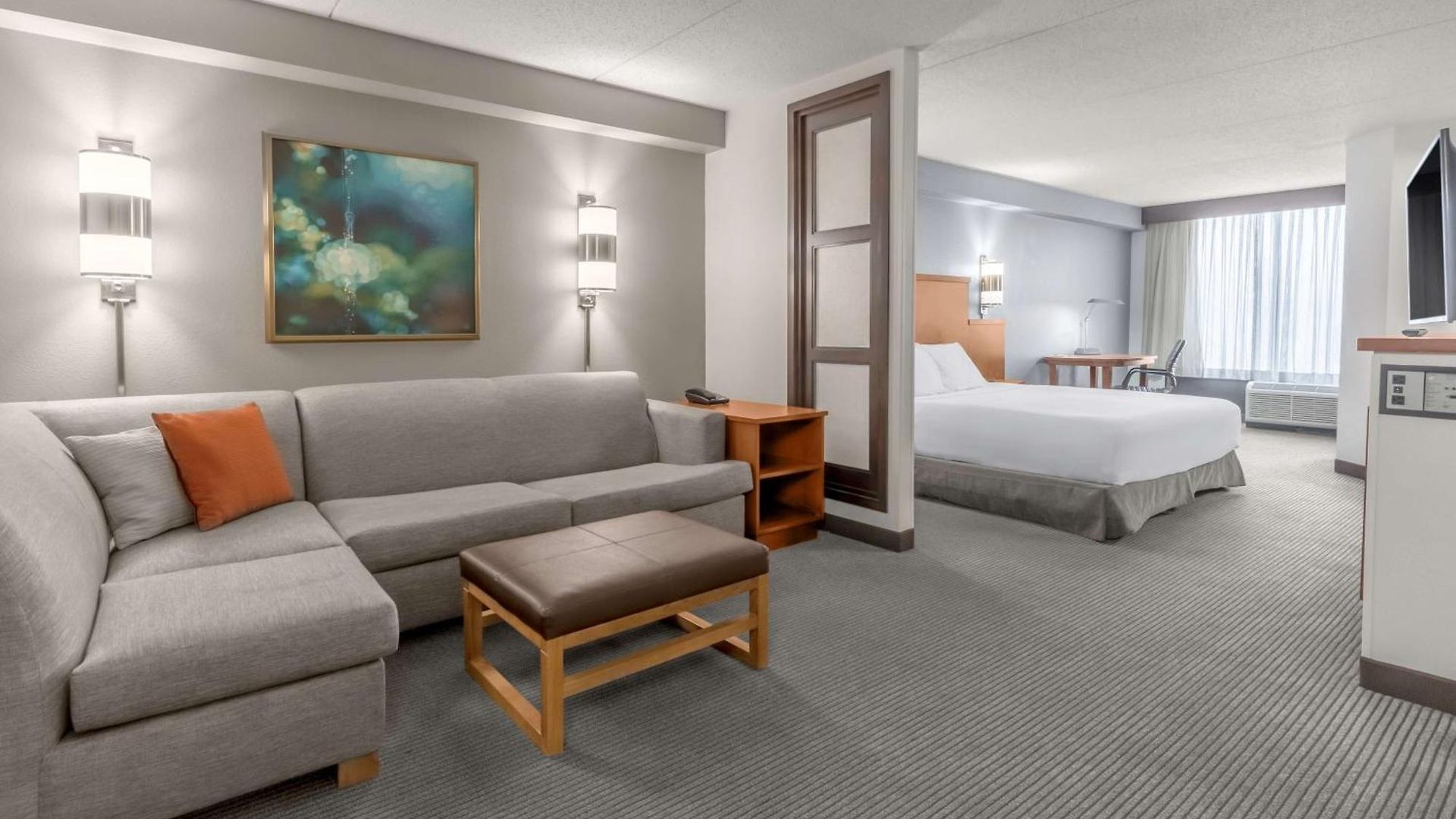 Hotel Hyatt Place Airport Billy Graham Parkway 3*