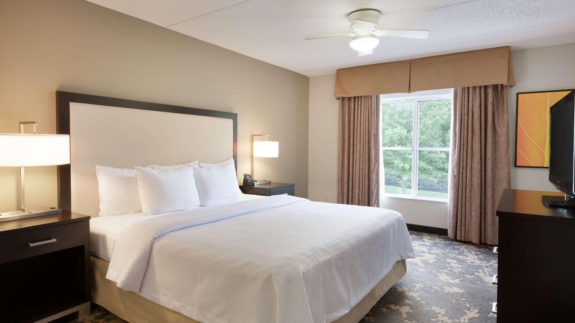 Homewood By Hilton Airport 2*