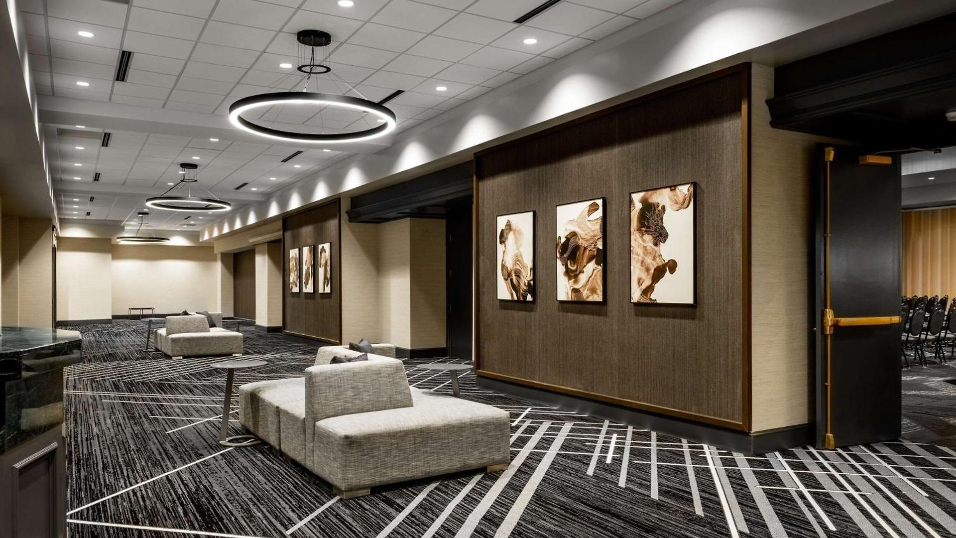 Hilton Airport Hotel