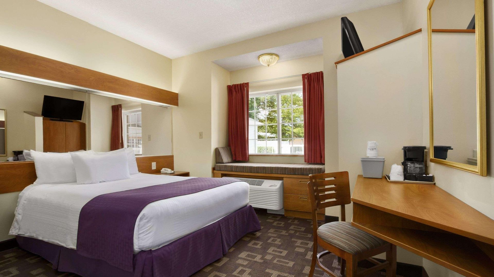 Hotel Microtel & By Wyndham Charlotte/northlake