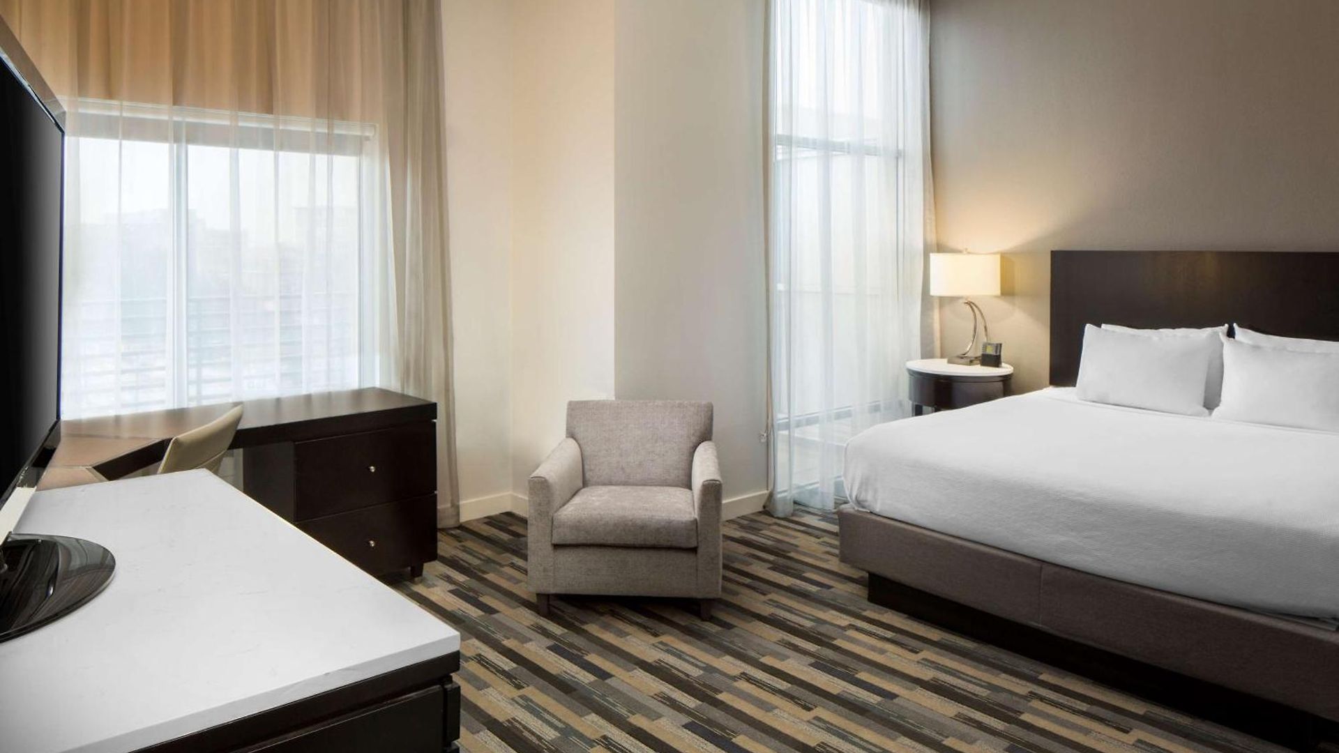 Hyatt House Center 3*