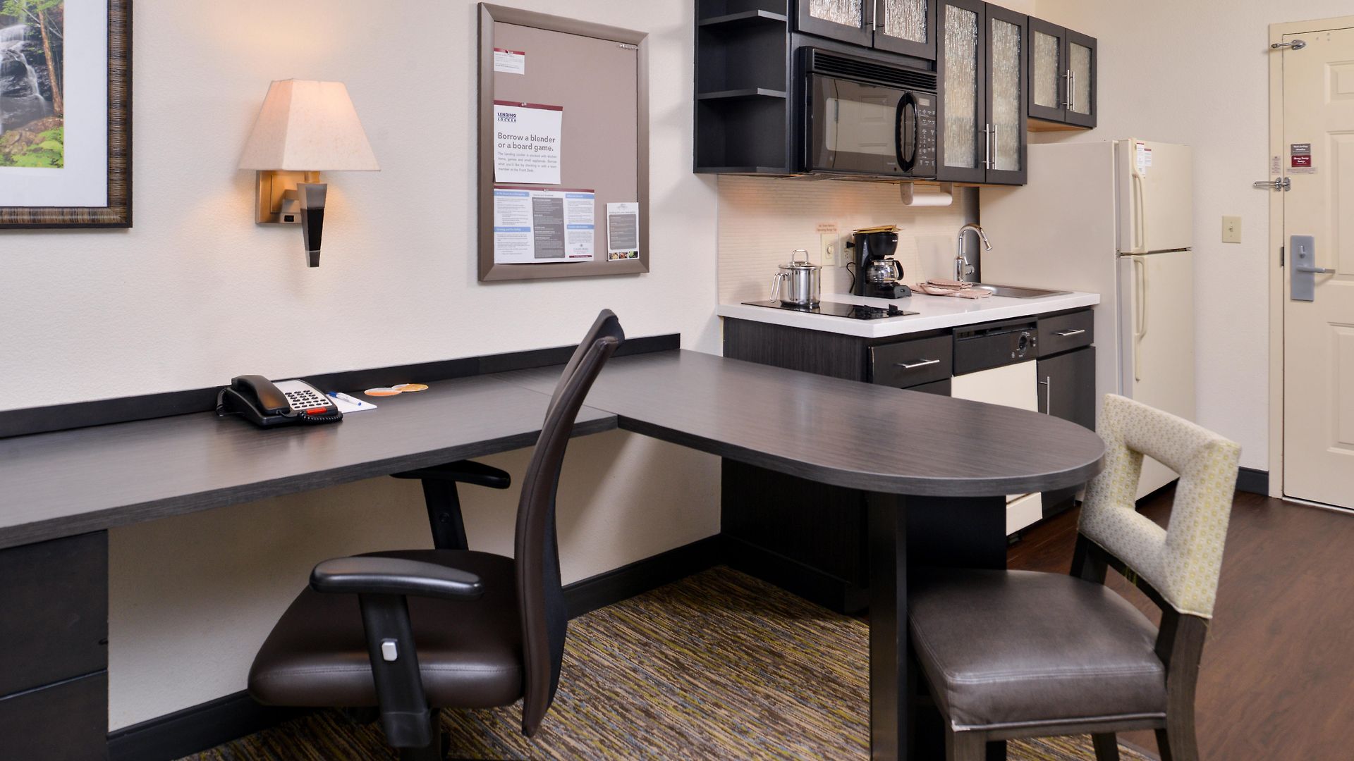 Sonesta Simply Hotel
