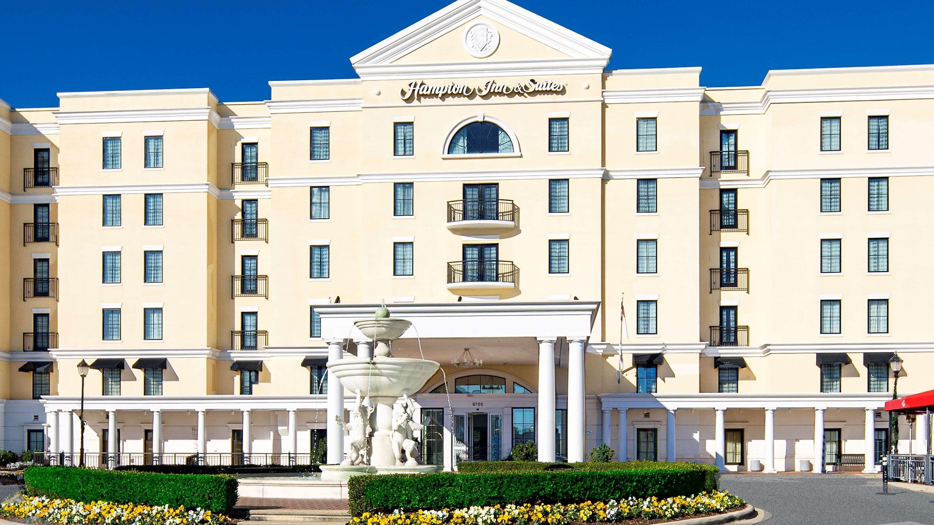 Hotel Hampton & South Park At Phillips Place