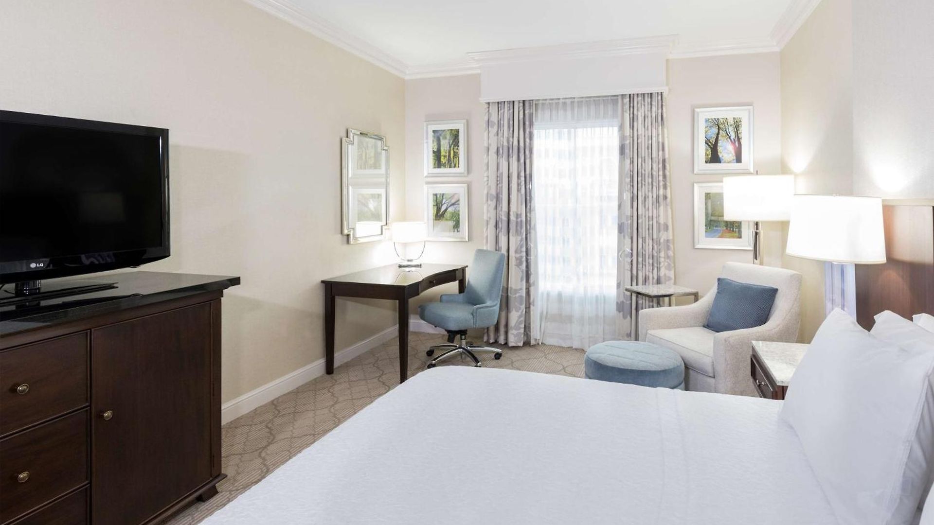 Hampton & South Park At Phillips Place 3* Charlotte
