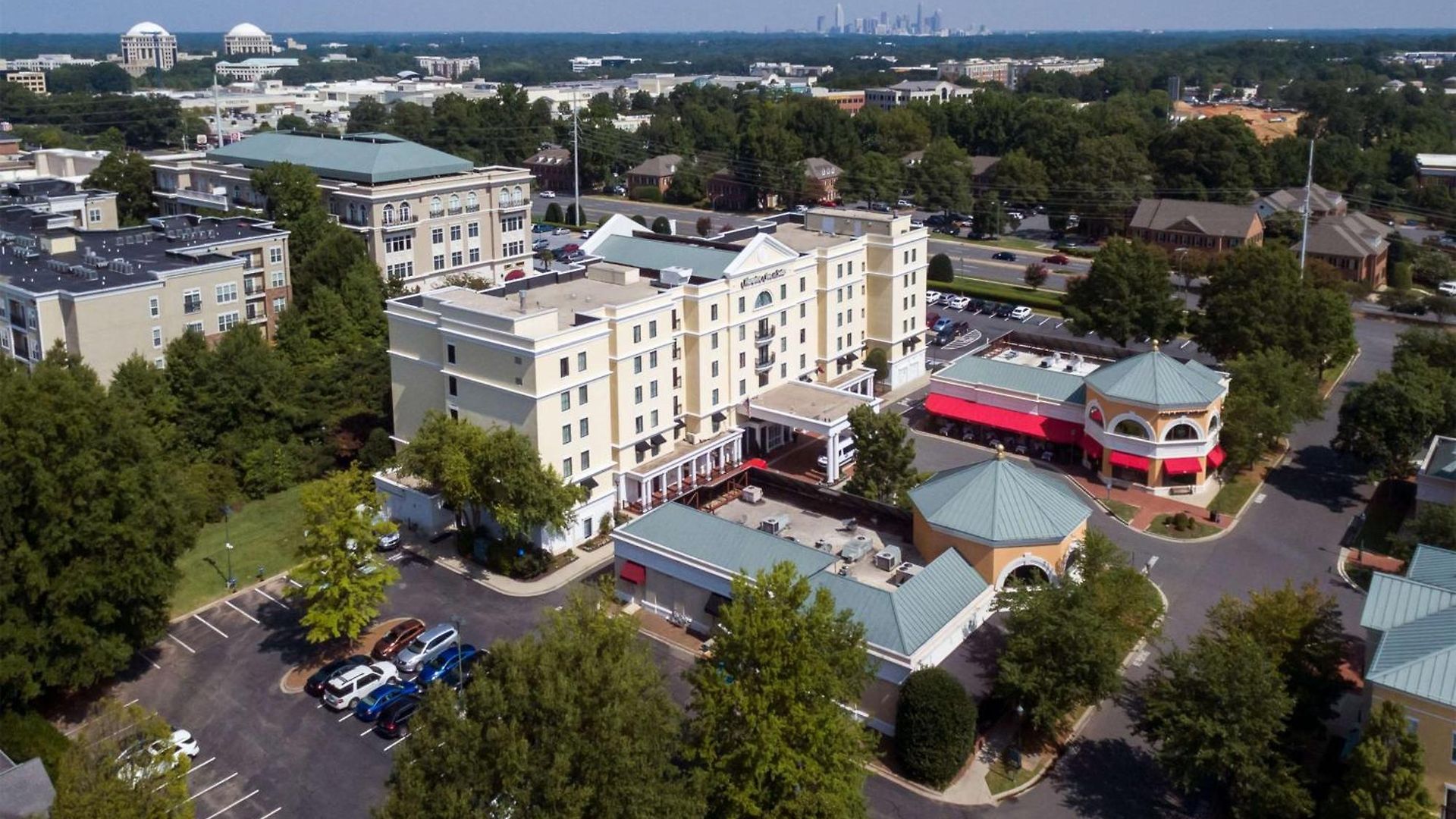 Hampton & South Park At Phillips Place 3* Charlotte