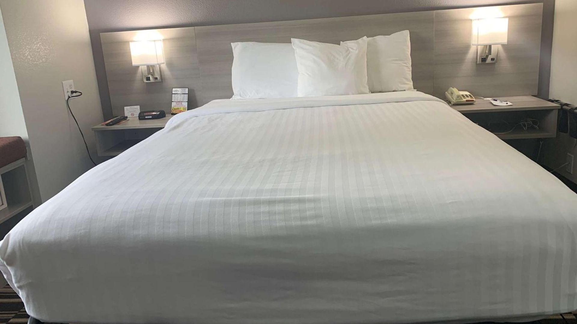 Microtel By Wyndham Airport