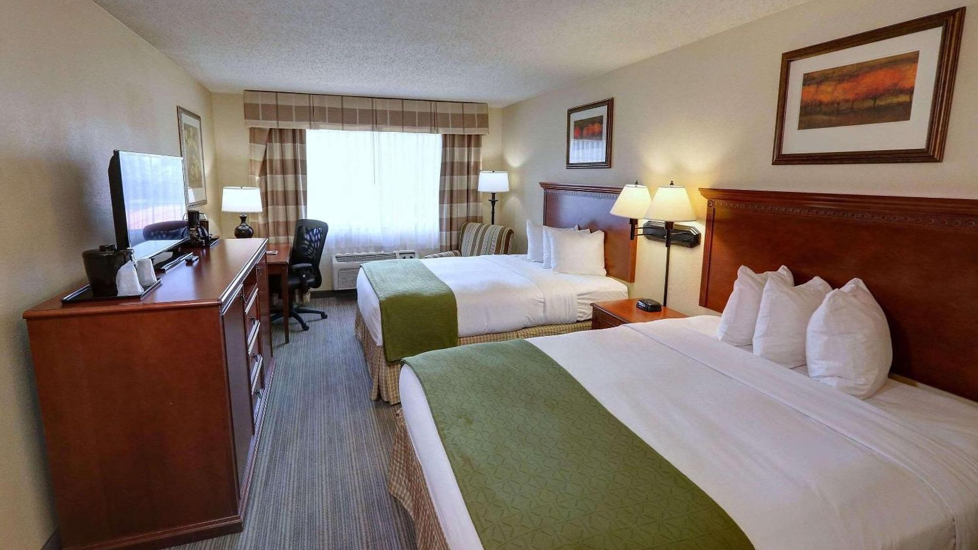 Country & By Radisson, I-85 Airport, Nc Hotel