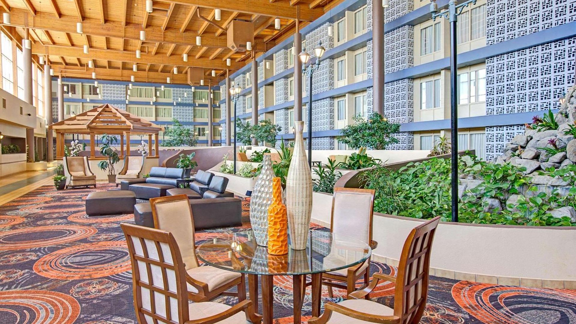 Ramada Plaza By Wyndham South End Airport Hotel Charlotte