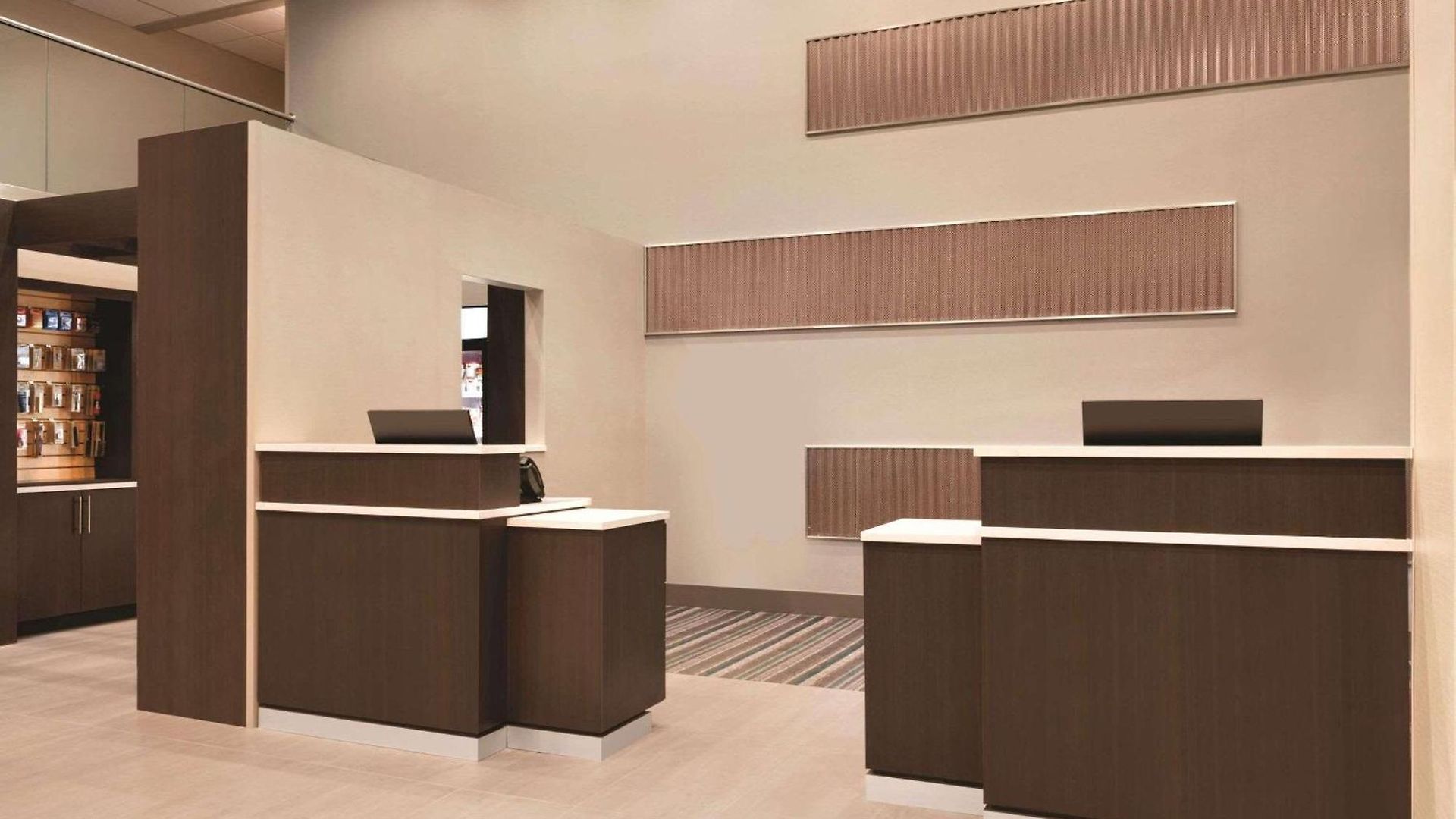 Radisson Airport
