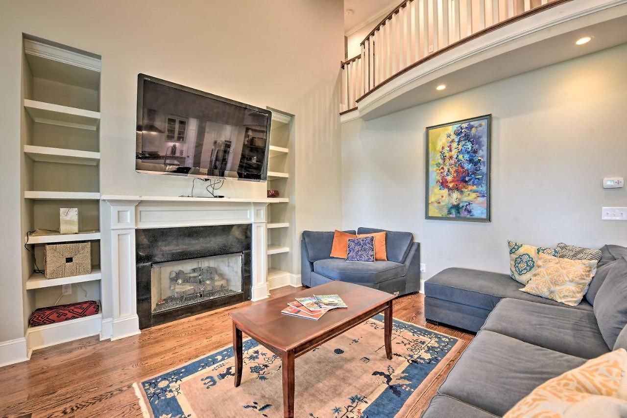 2 Mi To Dtwn: In Noda District Near Unc! Charlotte