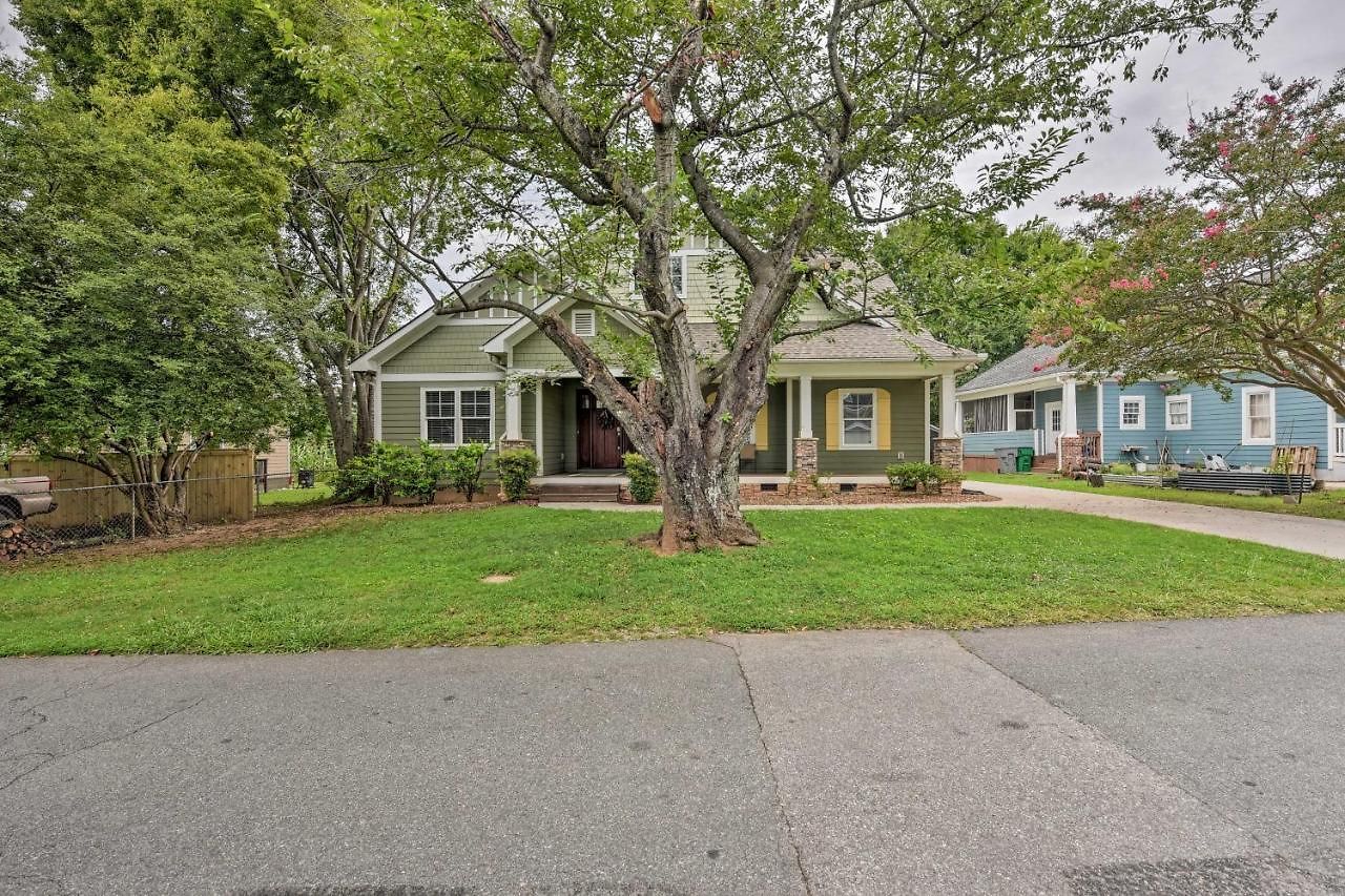 2 Mi To Dtwn: In Noda District Near Unc! Holiday home *