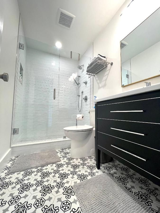 Luxury In Eastover... Close To Everything! Hotel Charlotte